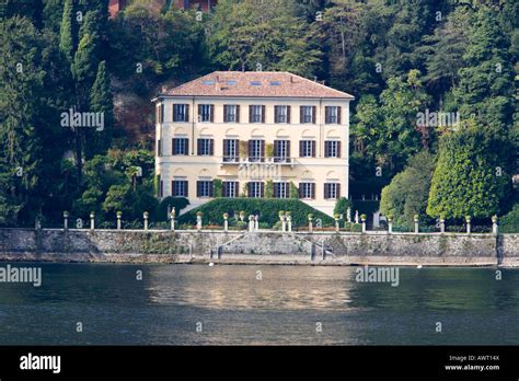 lake como versace house|donatella versace lake house.